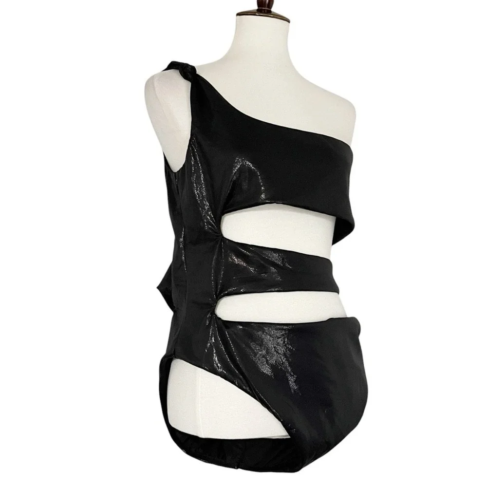 SKIMS women black